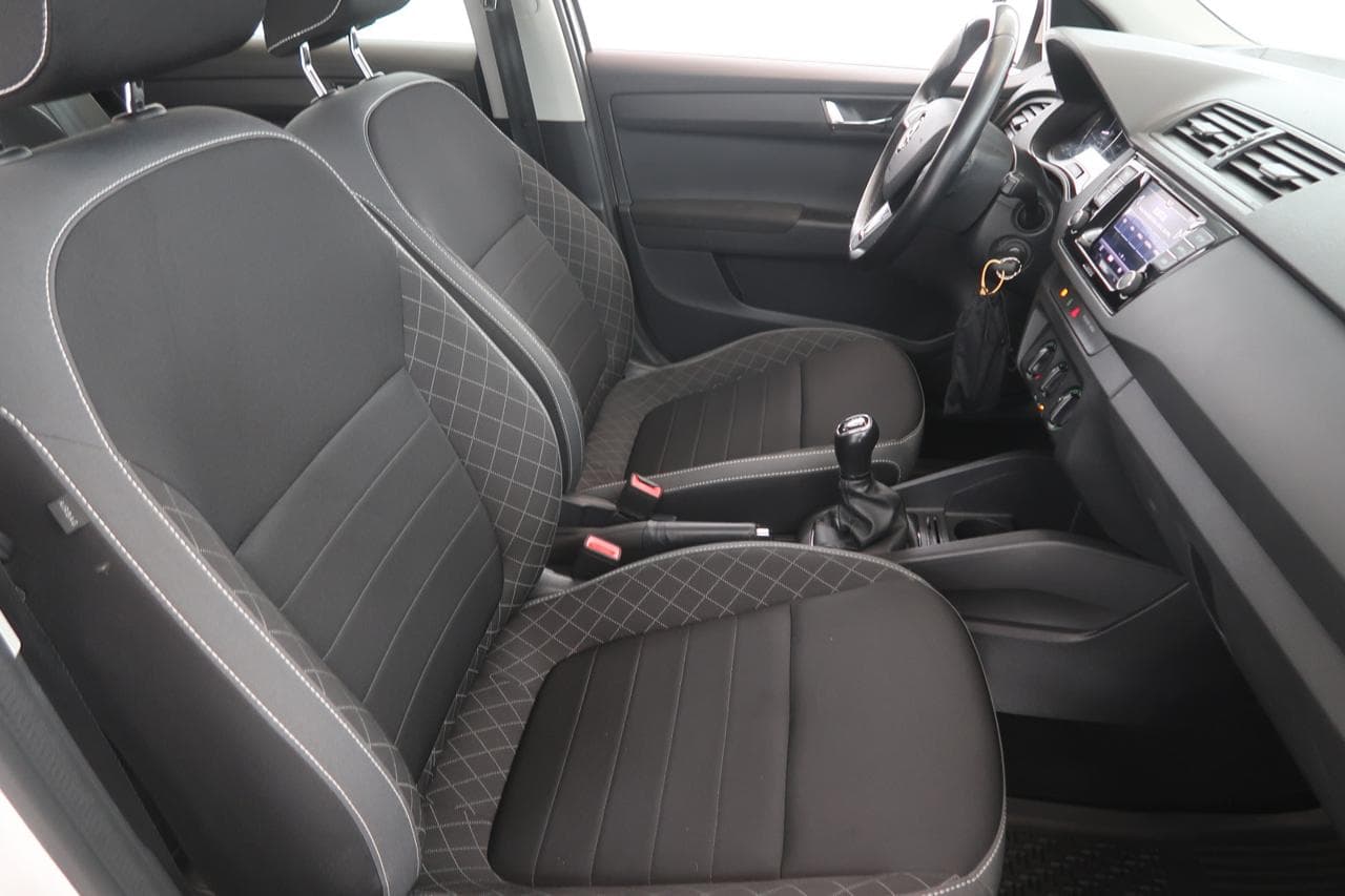 2020 Škoda FABIA - 12