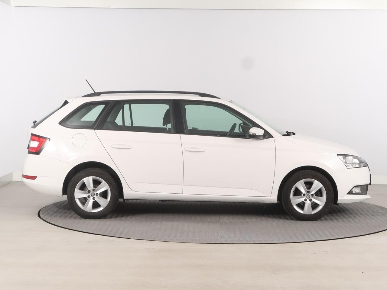 2020 Škoda FABIA - 8