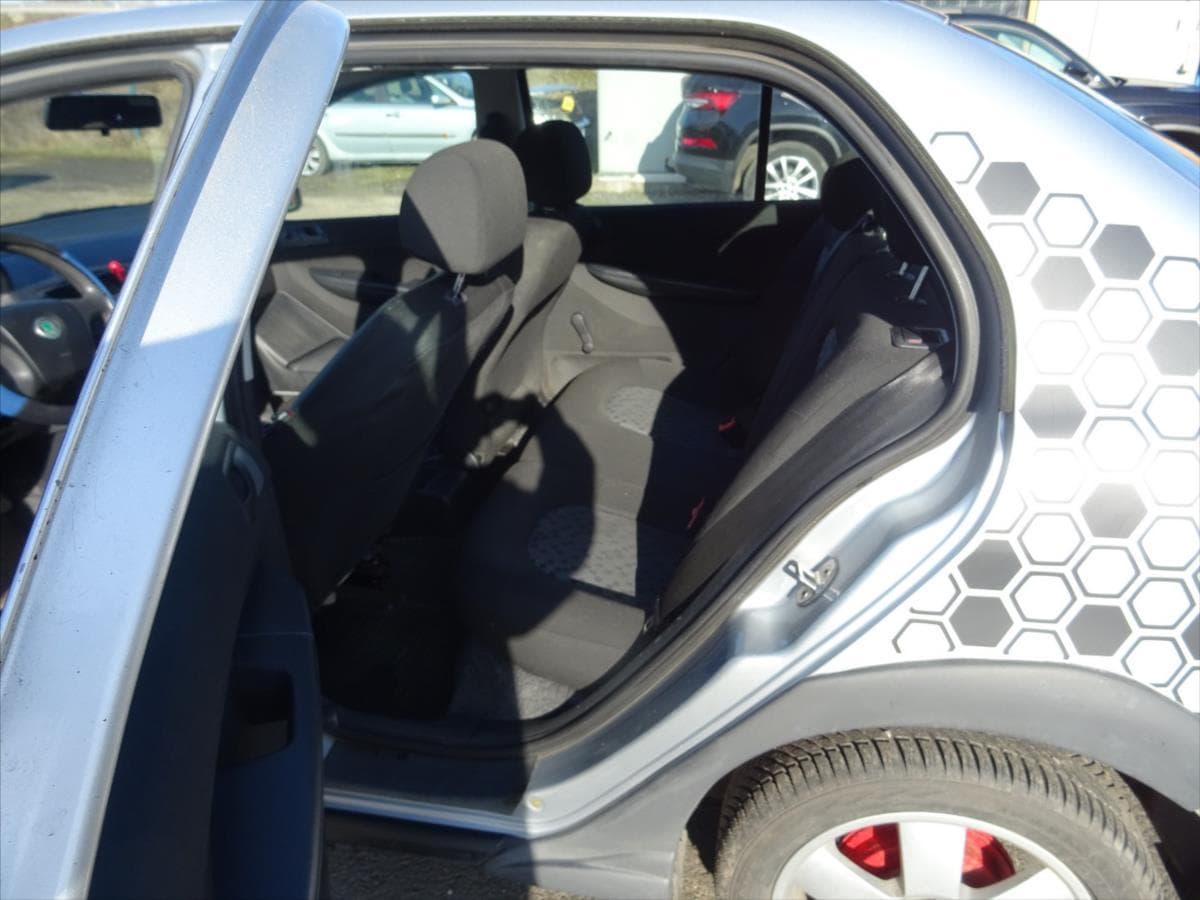 2008 Škoda FABIA - 12