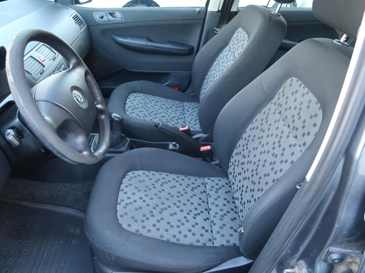 2007 Škoda Fabia - 16