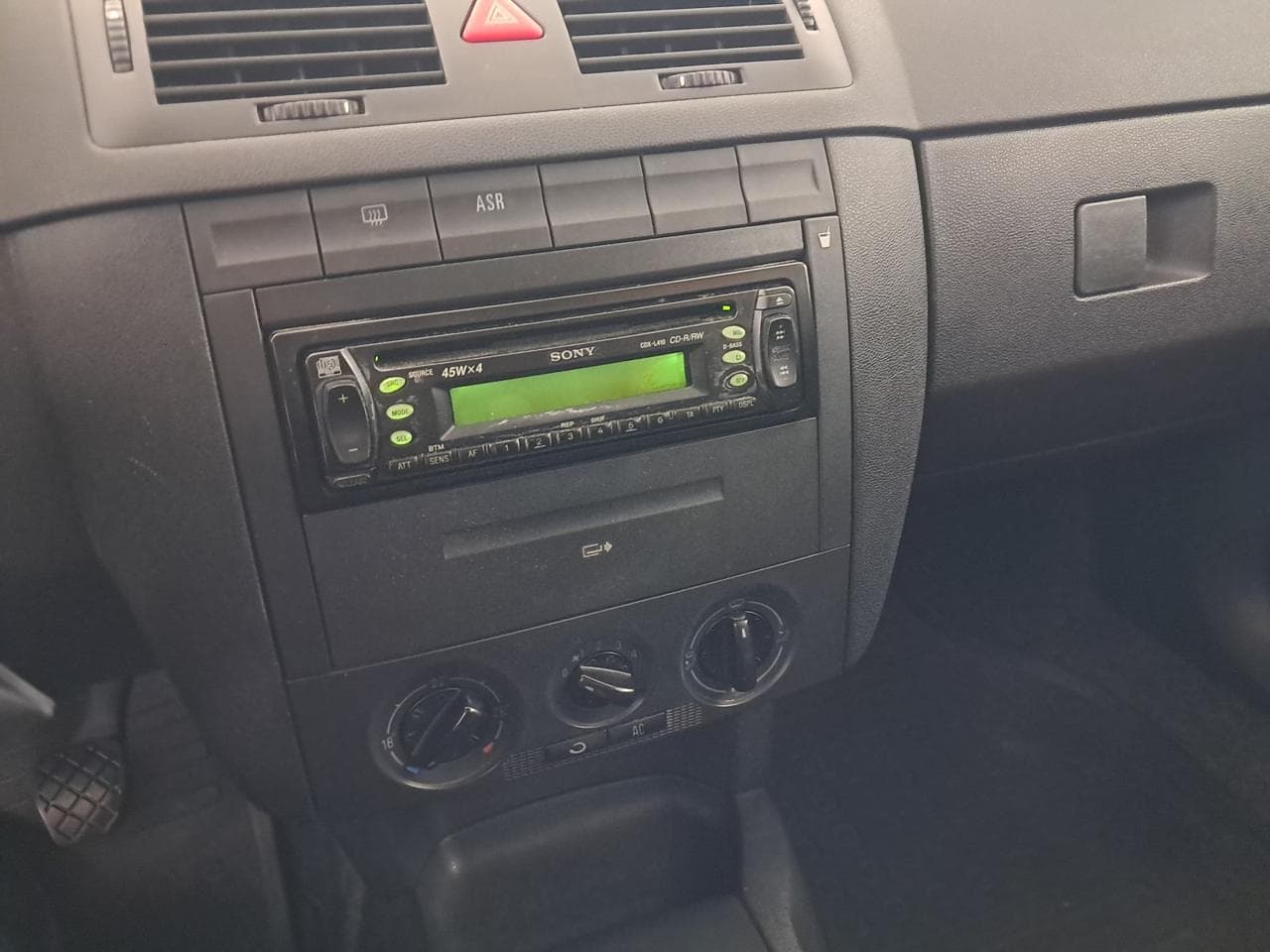 2005 Škoda FABIA - 32