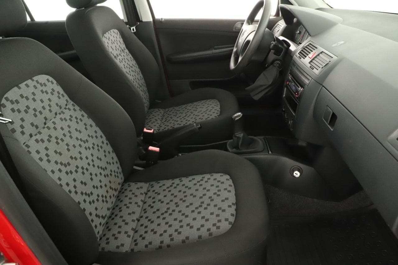 2005 Škoda FABIA - 18