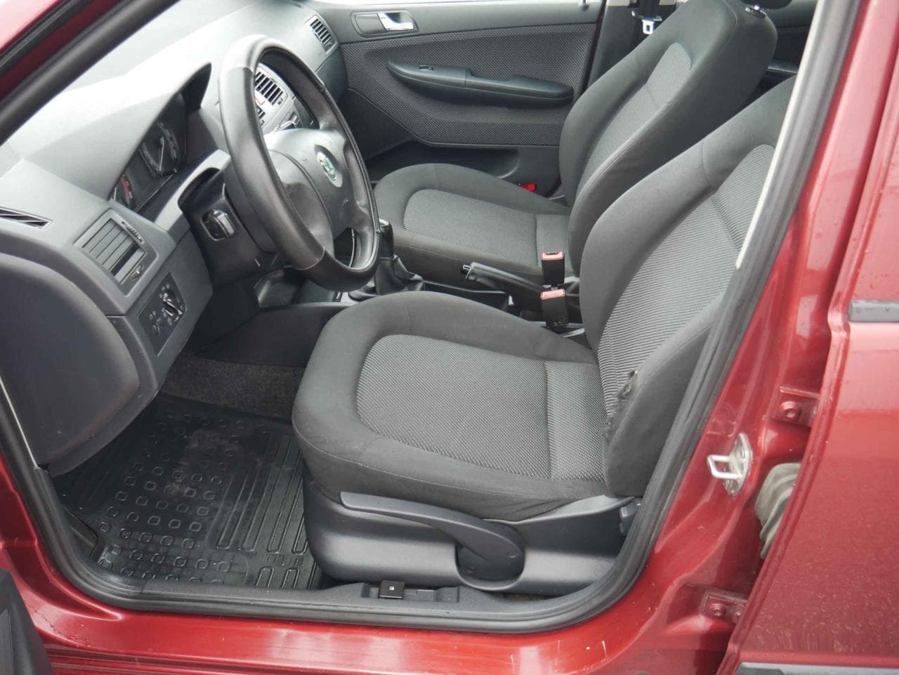 2004 Škoda FABIA - 11