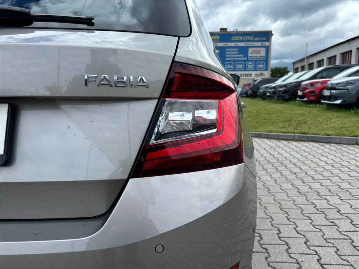 2019 Škoda FABIA - 14
