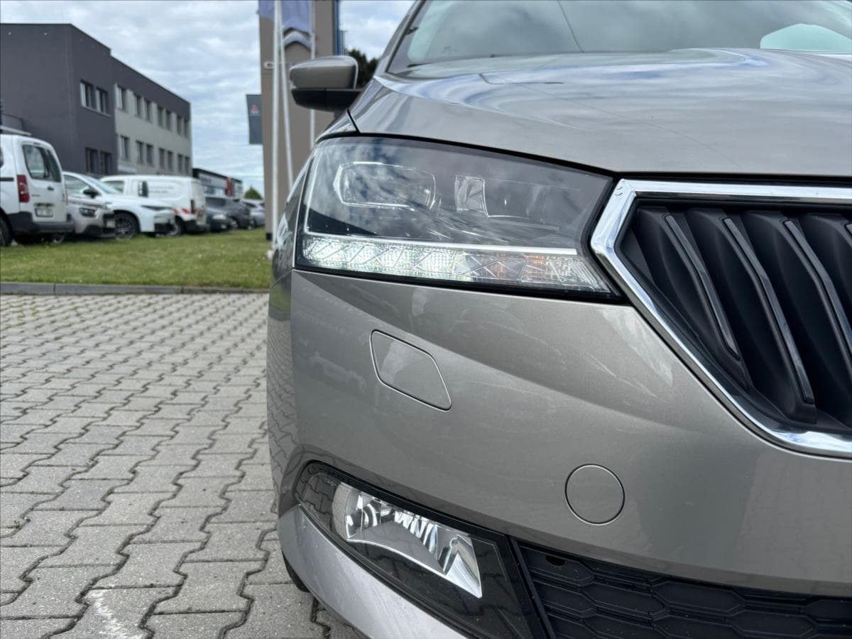 2019 Škoda FABIA - 12