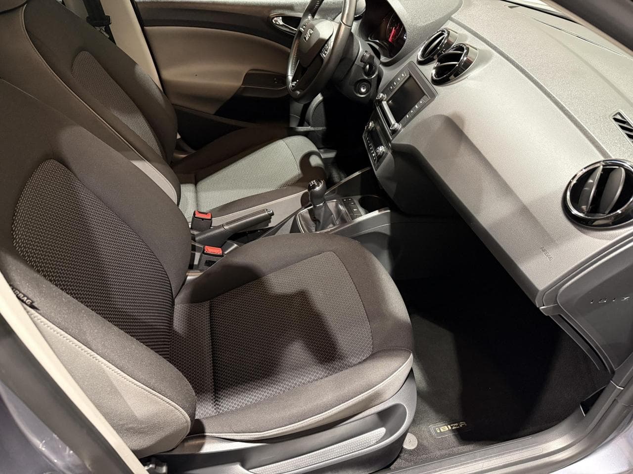 2017 Seat IBIZA - 12