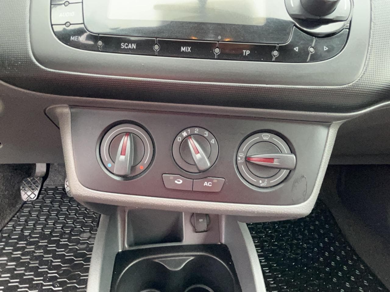 2009 Seat IBIZA - 14