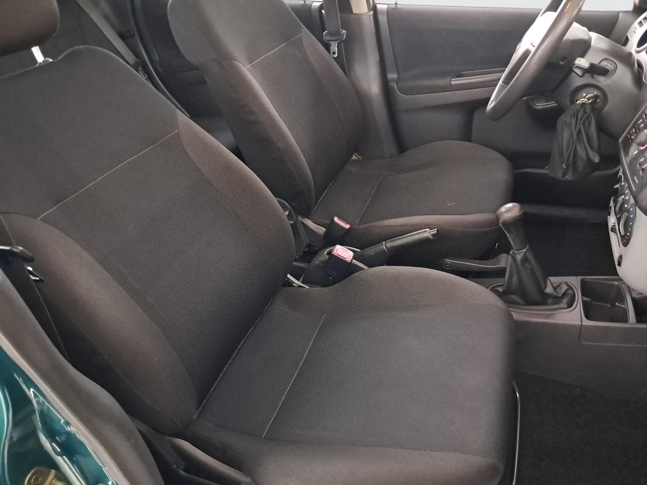 2005 Suzuki IGNIS - 12