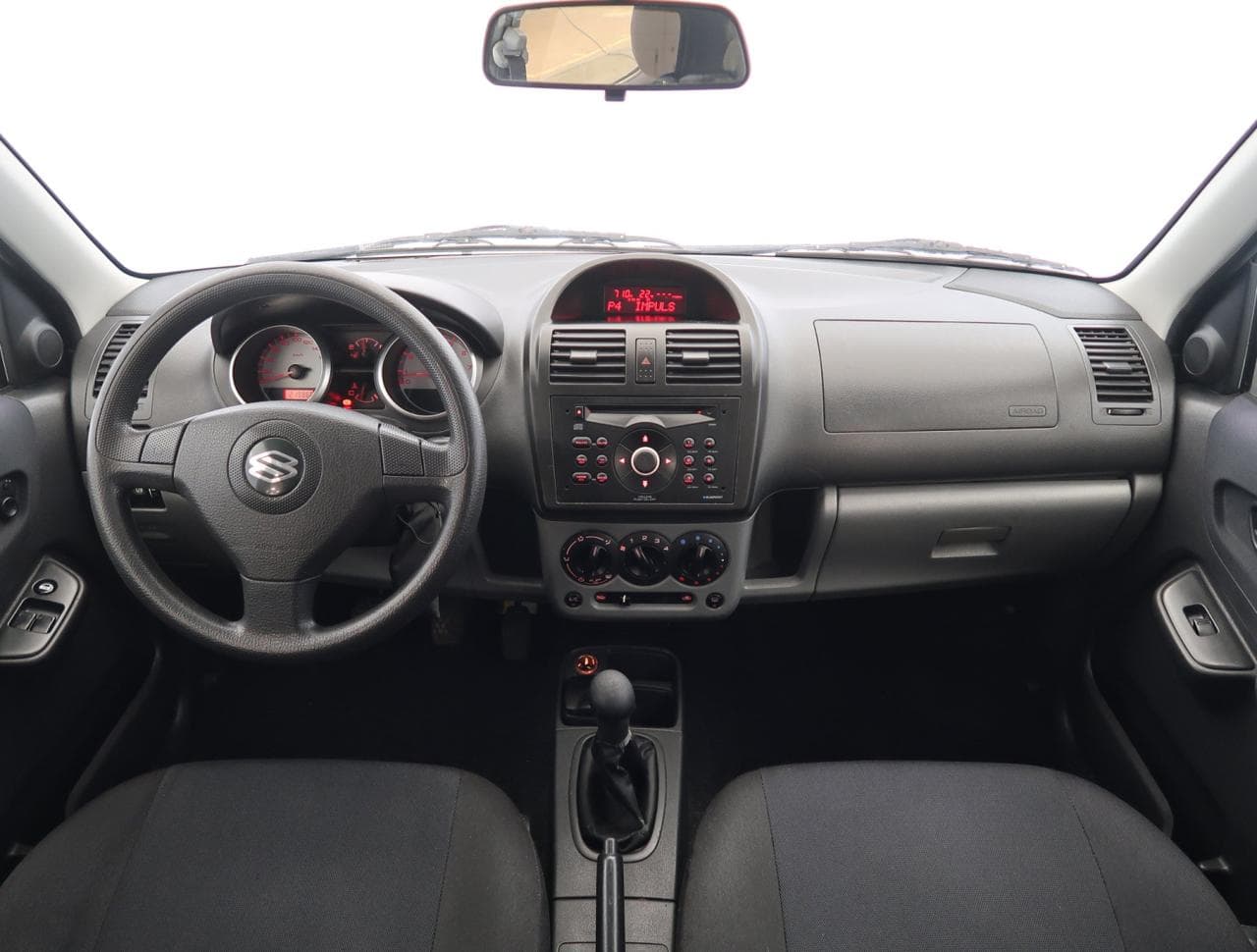 2004 Suzuki IGNIS - 10