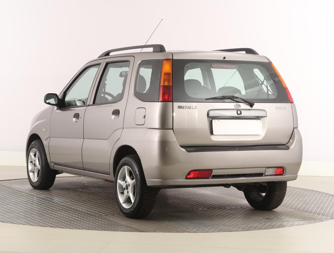 2004 Suzuki IGNIS - 5