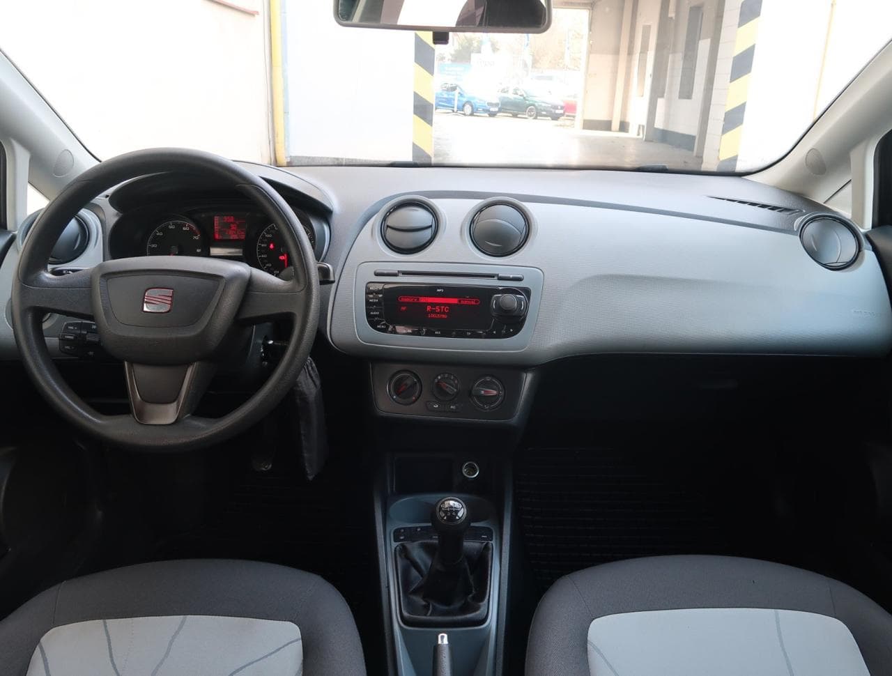 2012 Seat IBIZA - 10