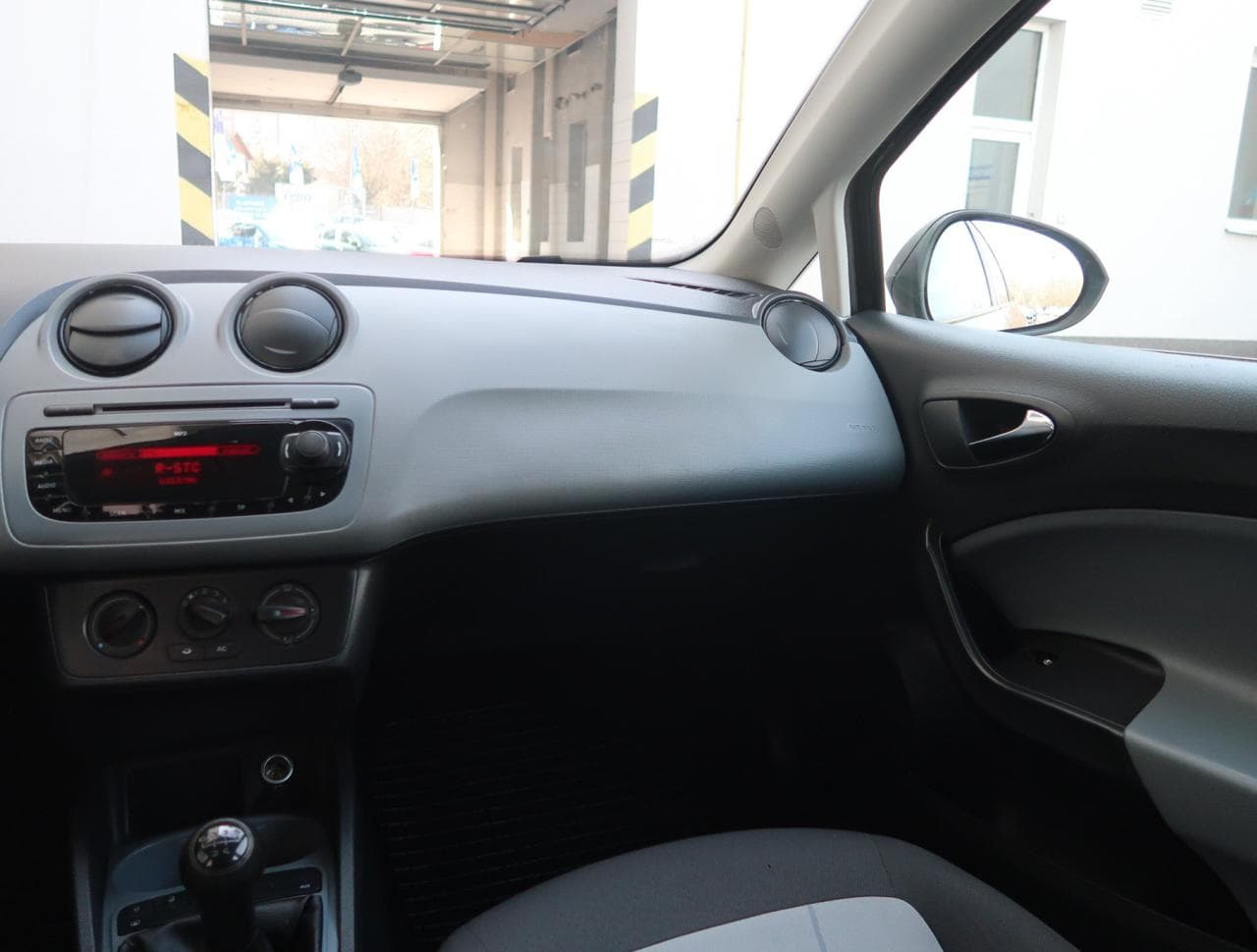 2012 Seat IBIZA - 11