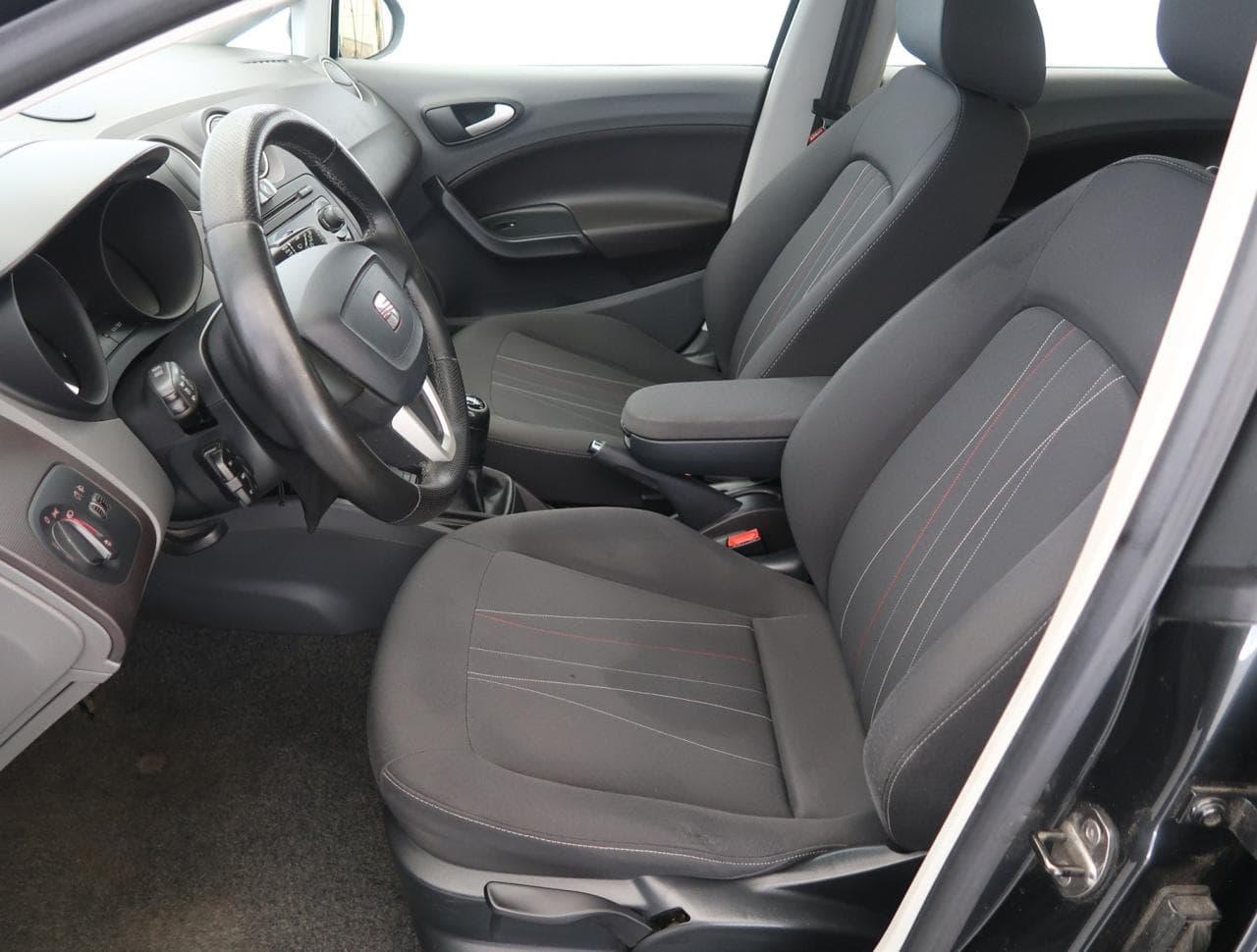 2011 Seat Ibiza - 31