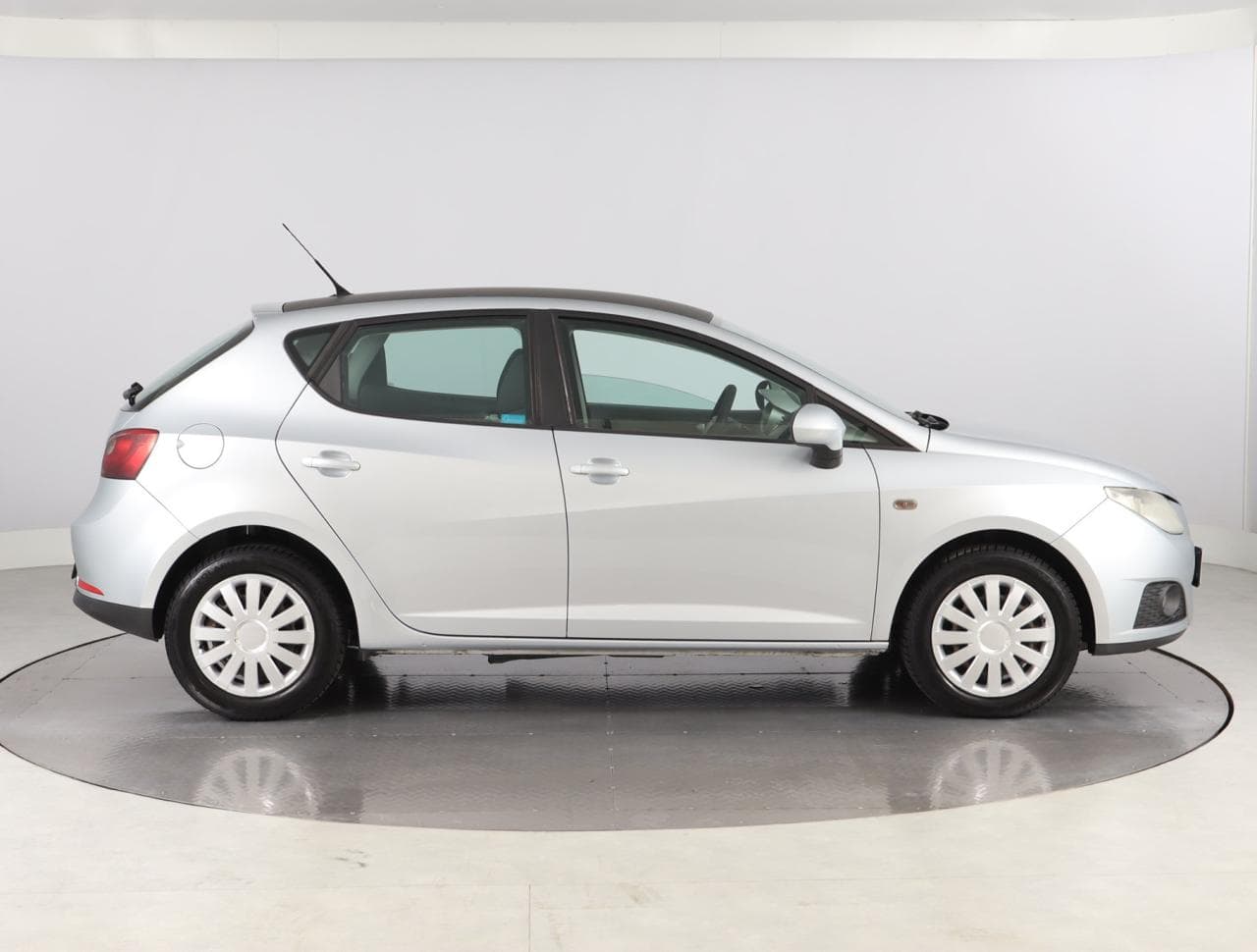 2010 Seat IBIZA - 8