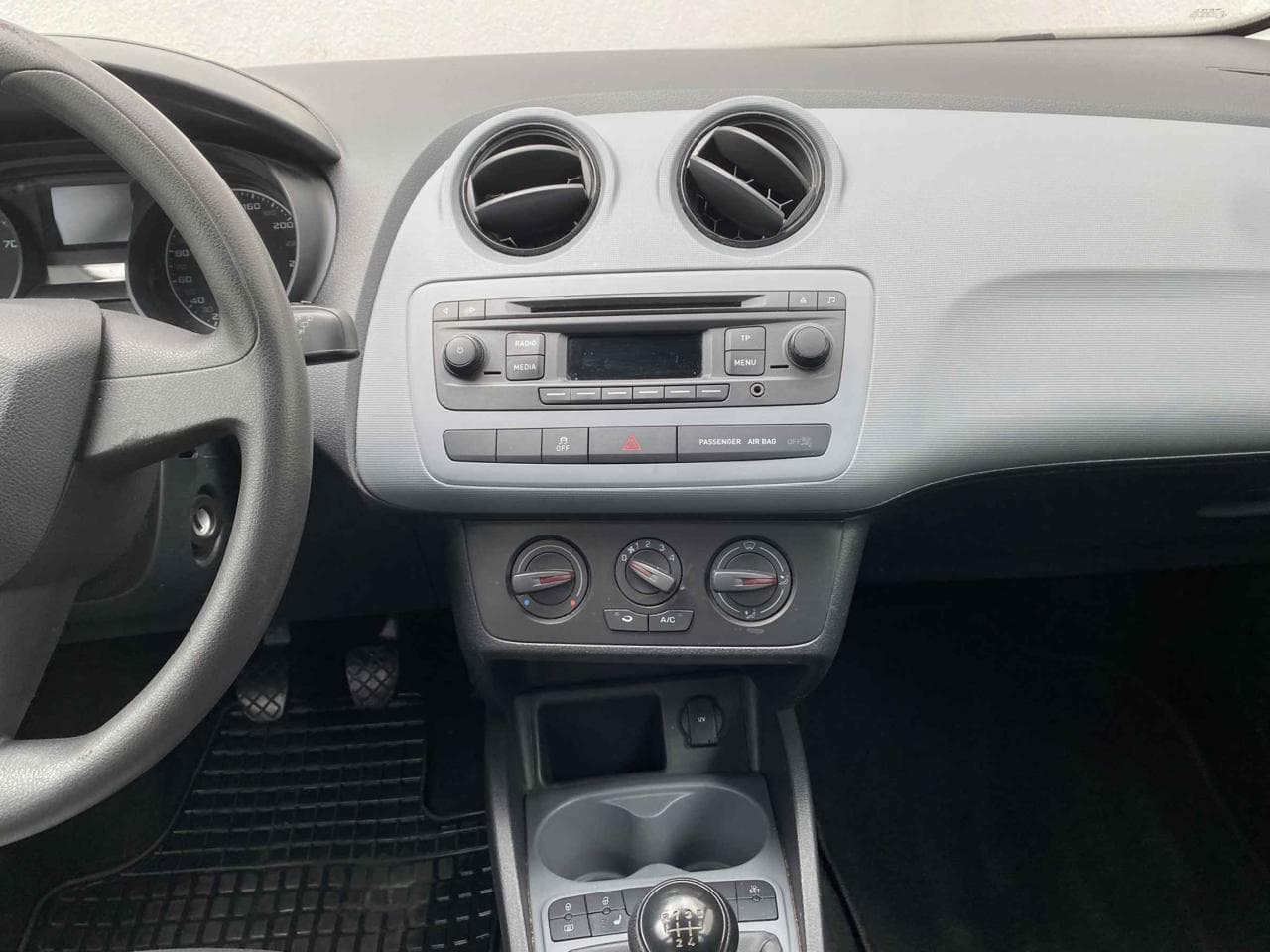 2015 Seat IBIZA - 12