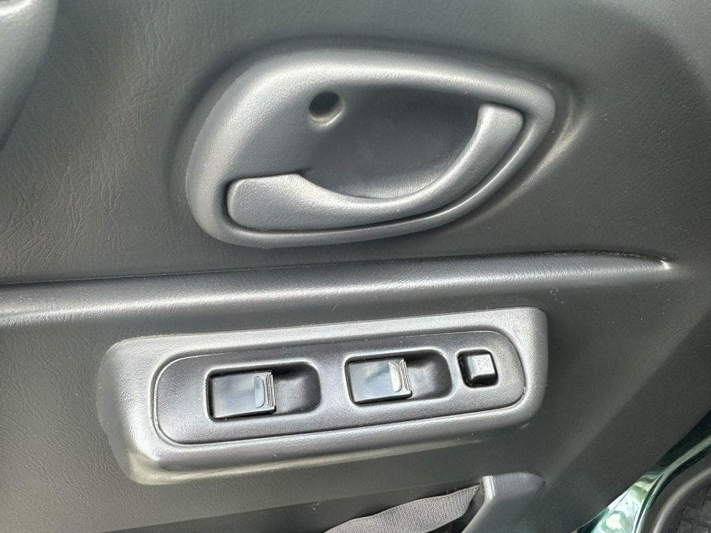 2006 Suzuki Jimny - 14