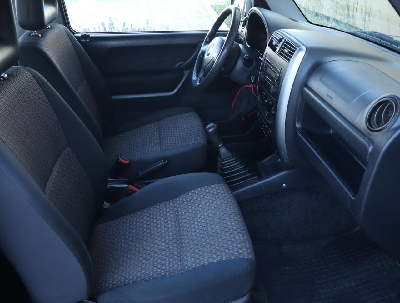 2012 Suzuki JIMNY - 12