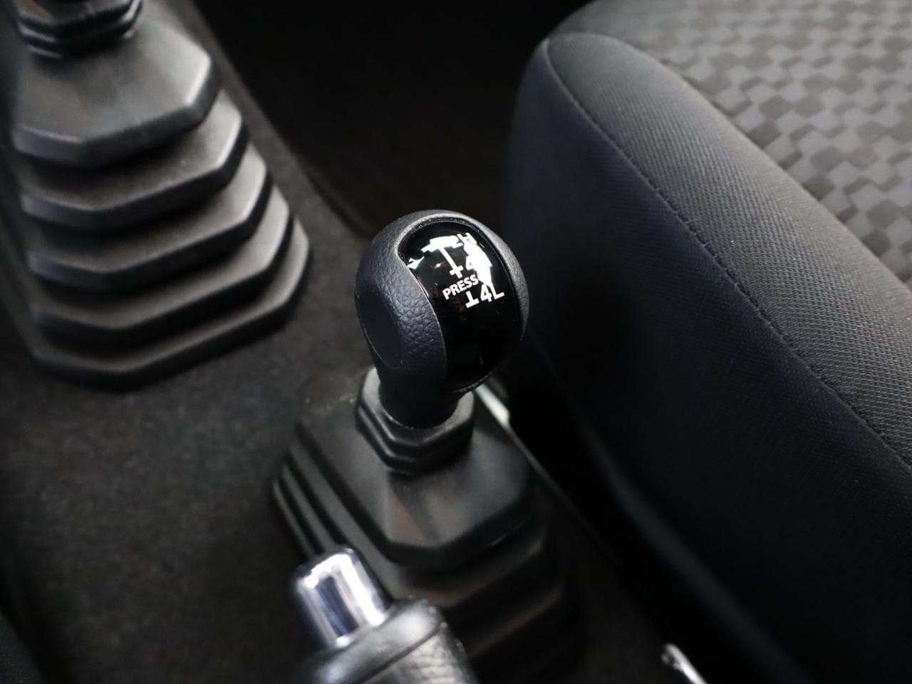 2024 Suzuki JIMNY - 19