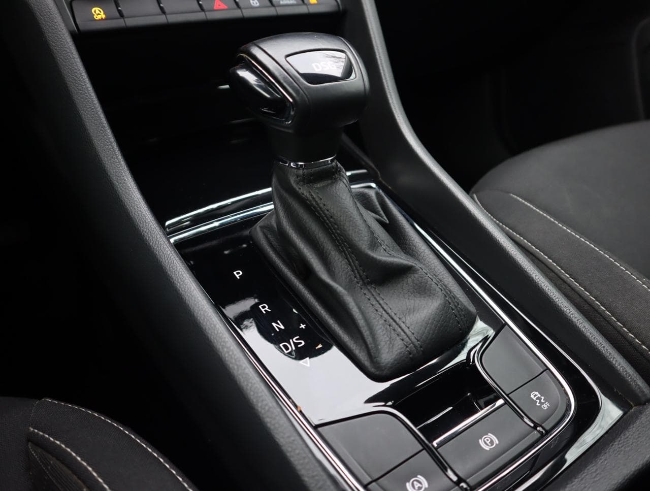 2022 Škoda Karoq - 17