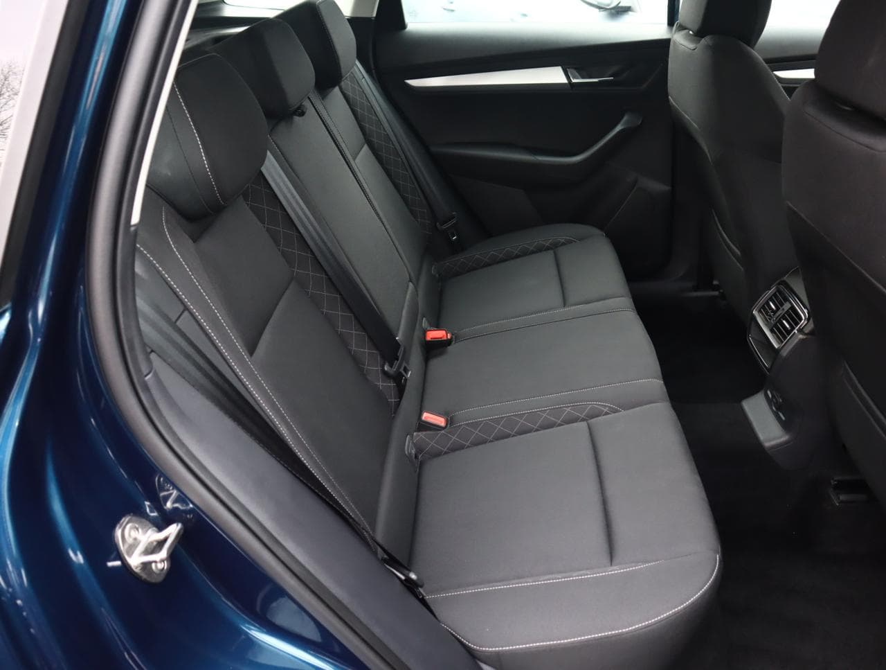 2022 Škoda Karoq - 11