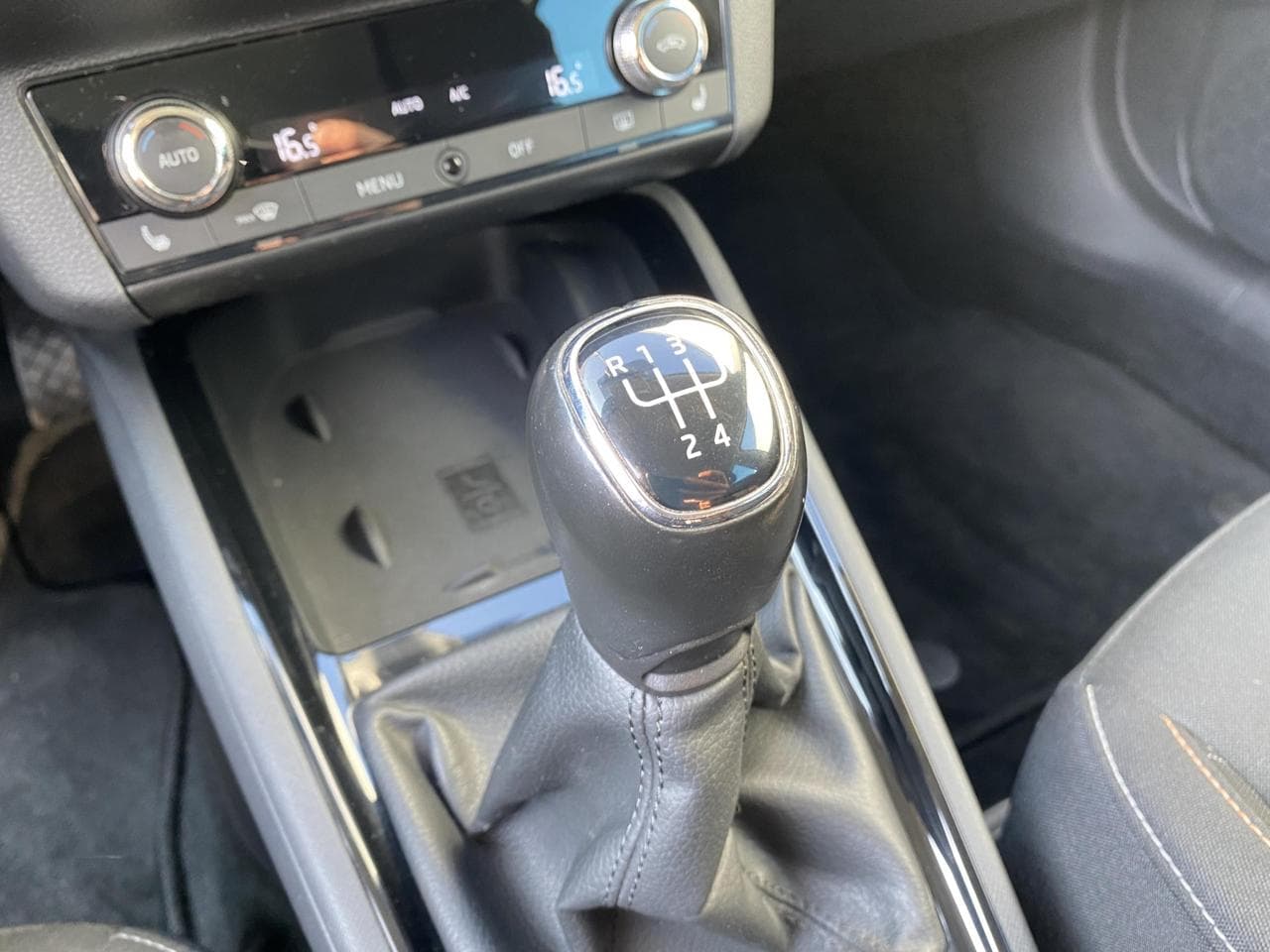 2020 Škoda Kamiq - 17