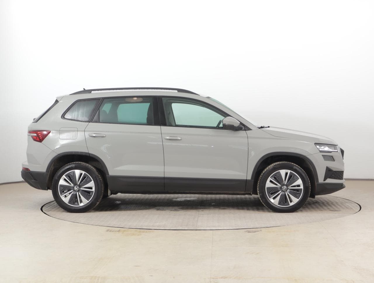 2023 Škoda Karoq - 8