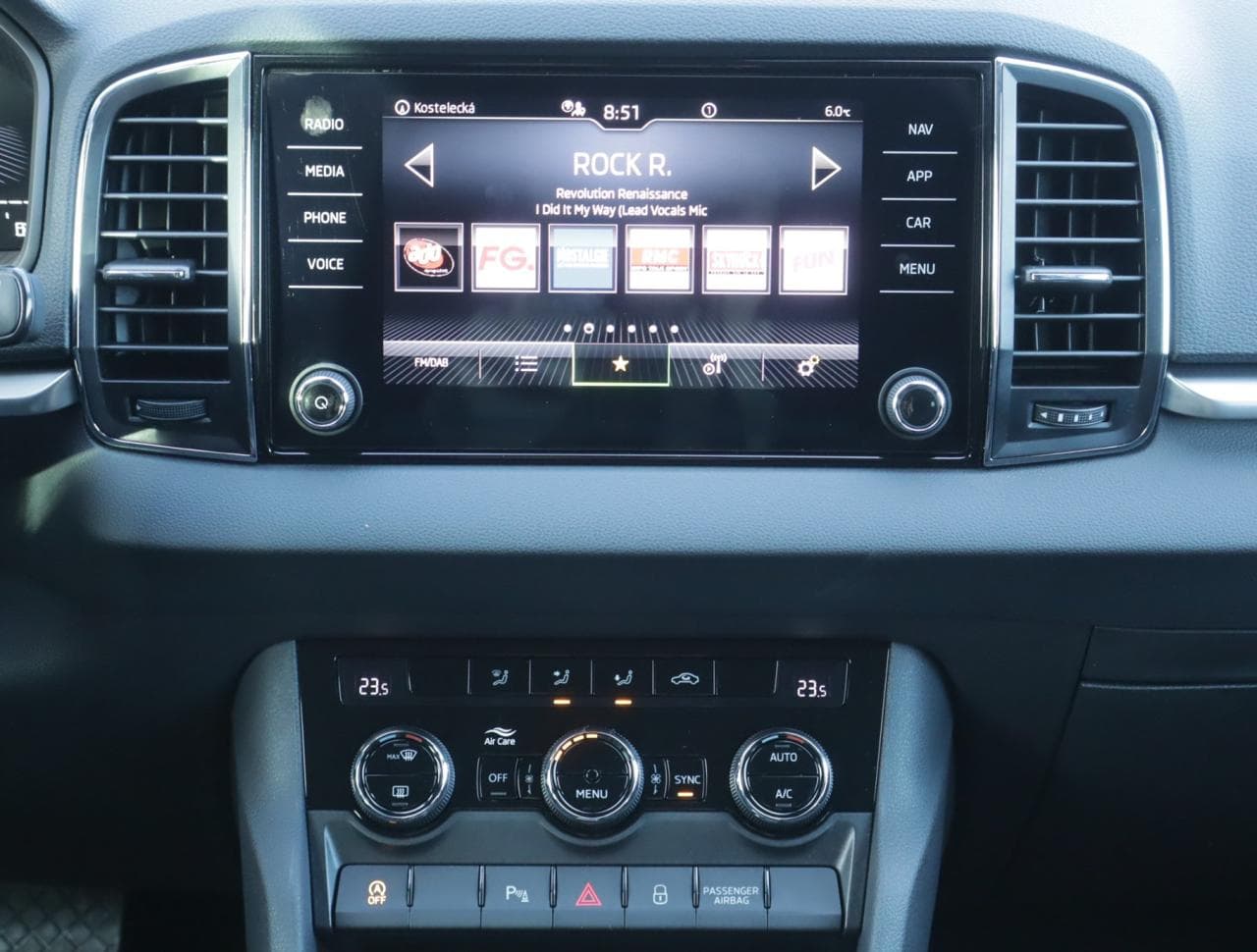 2023 Škoda Karoq - 18