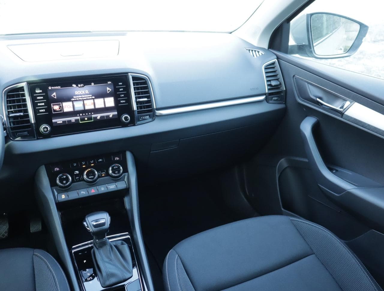 2023 Škoda Karoq - 11