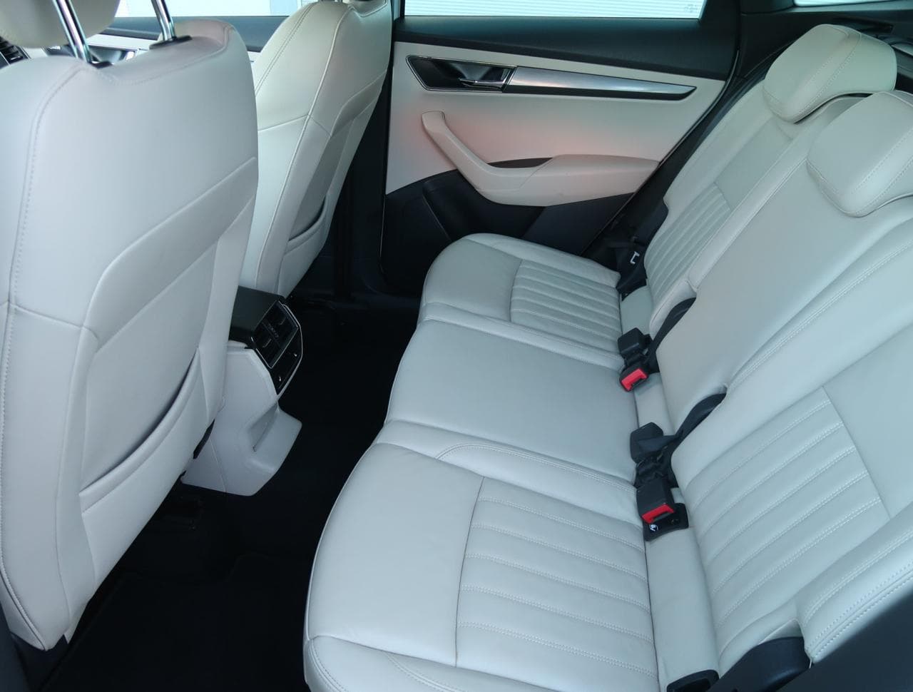 2017 Škoda Karoq - 15