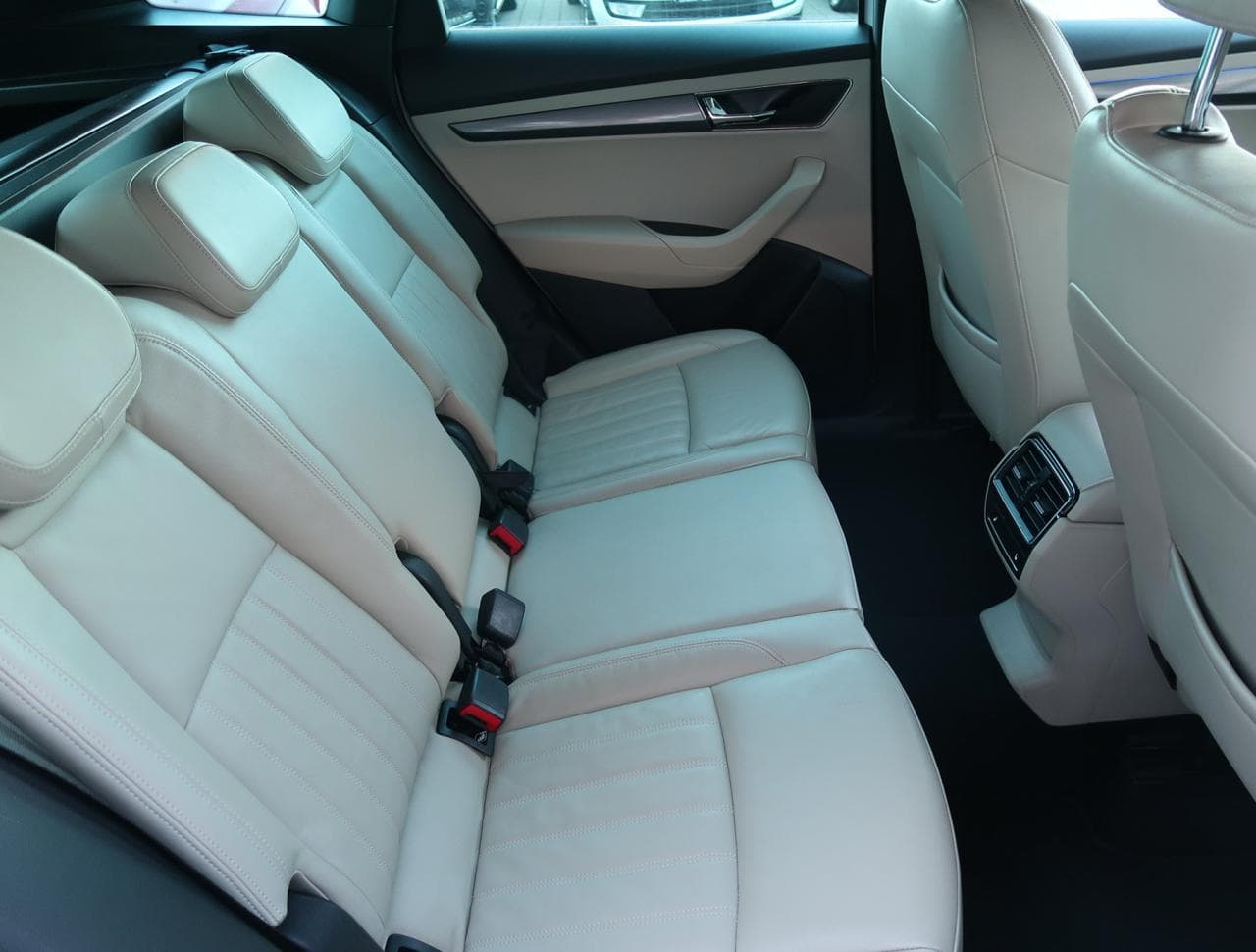 2017 Škoda Karoq - 13