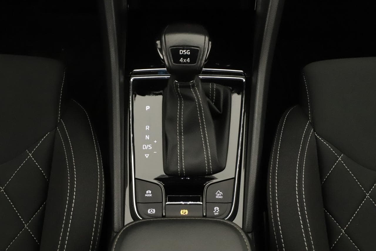 2021 Škoda Karoq - 16