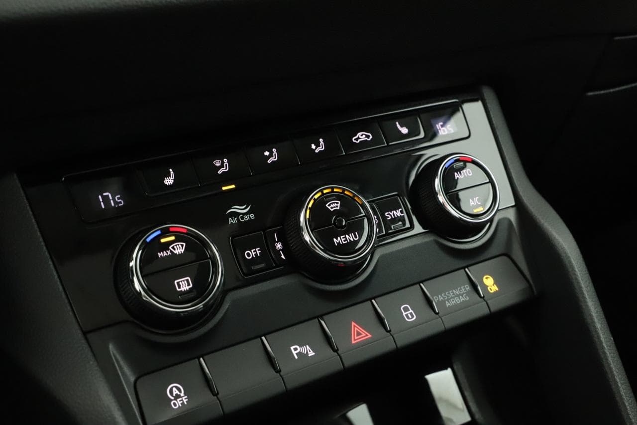 2019 Škoda Karoq - 16