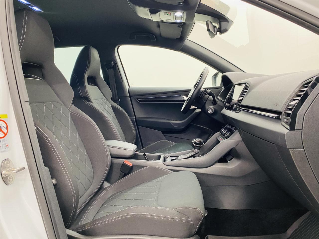 2022 Škoda Karoq - 8
