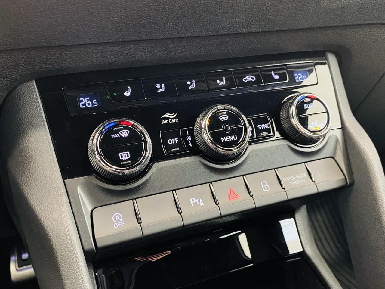 2022 Škoda Karoq - 17