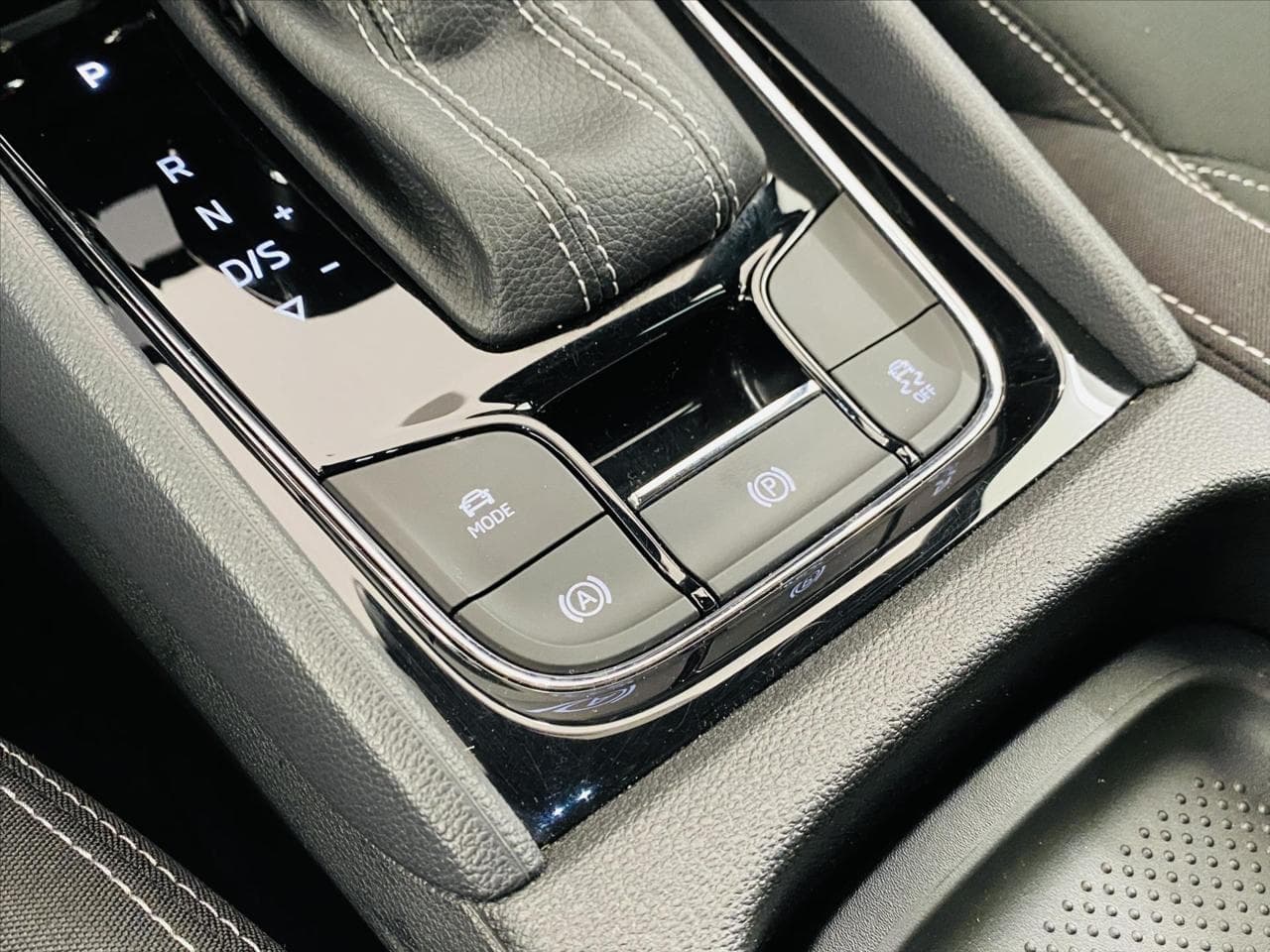 2022 Škoda Karoq - 20