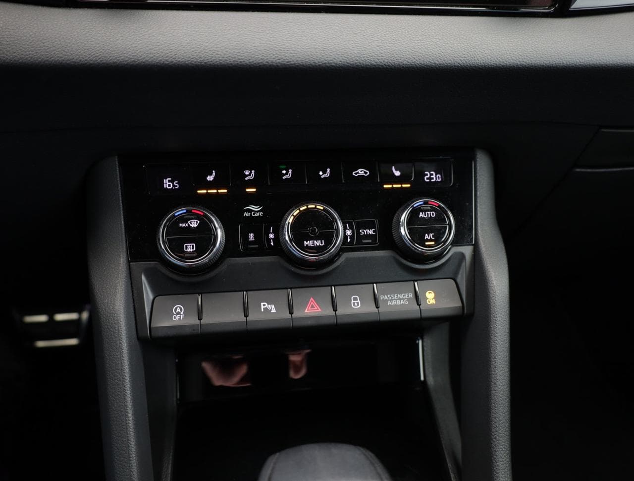 2023 Škoda Karoq - 16