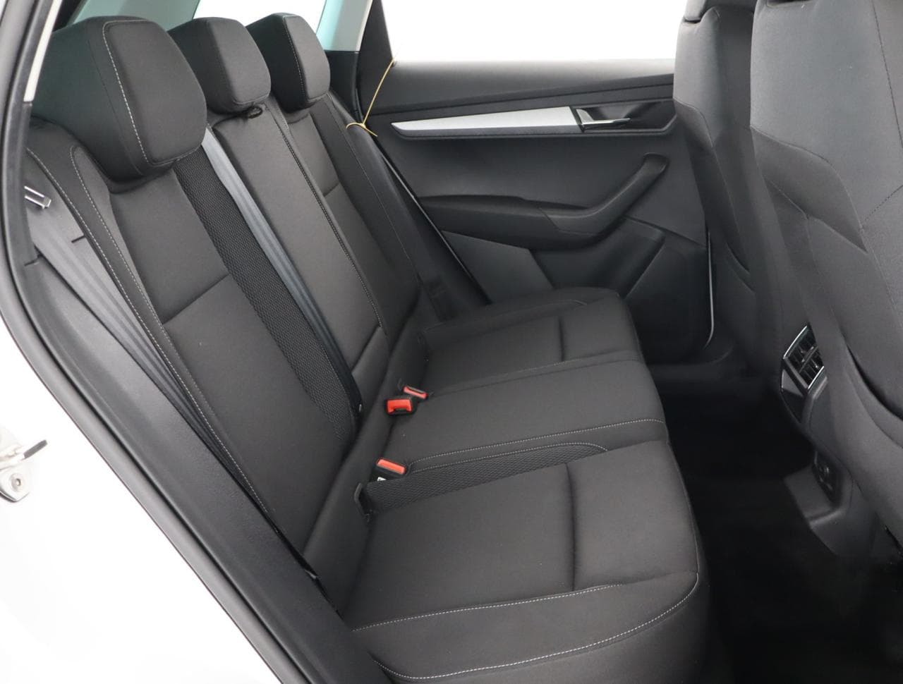 2022 Škoda Karoq - 13