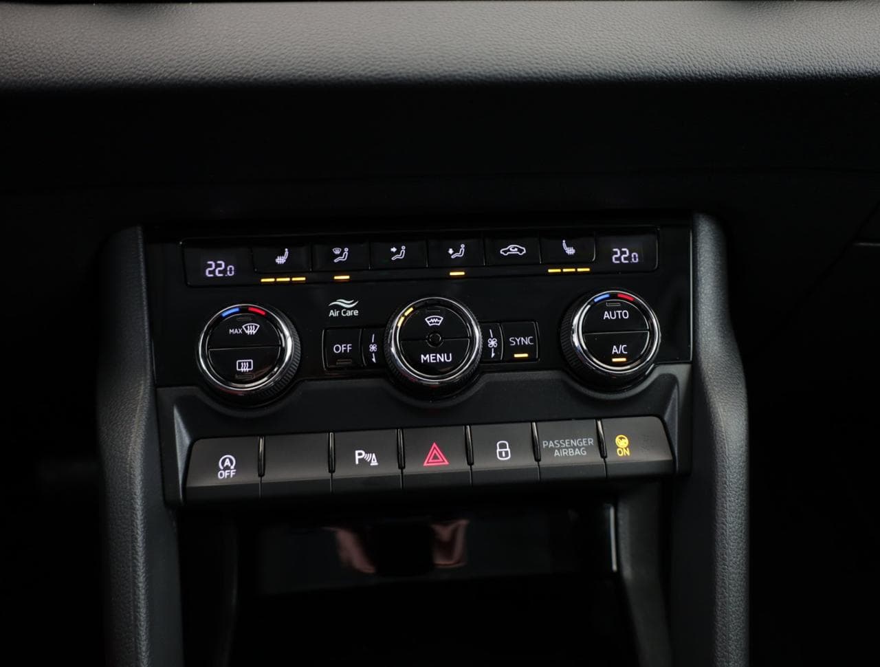 2025 Škoda Karoq - 16