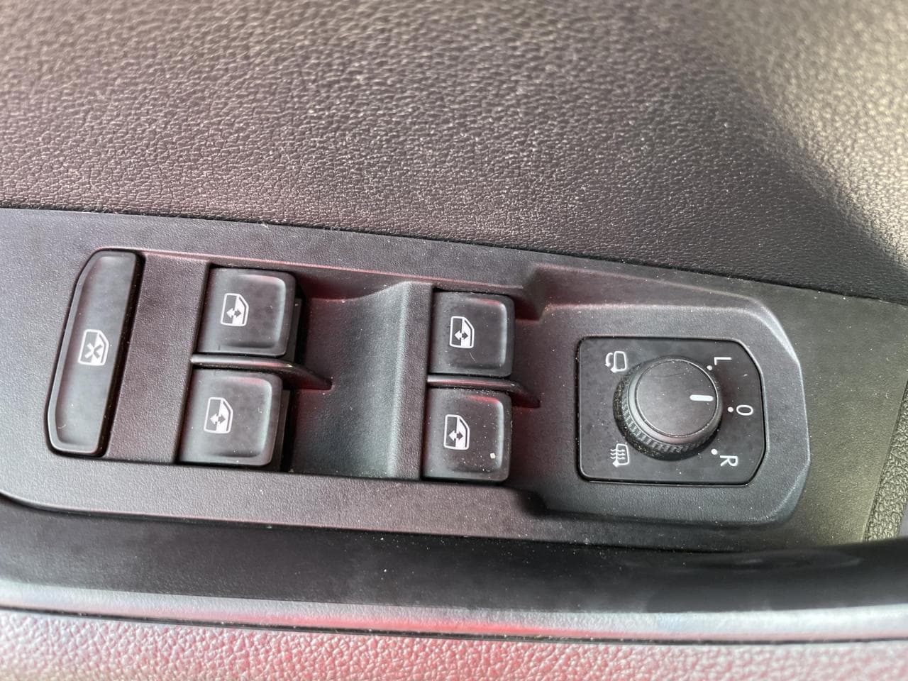 2021 Škoda Karoq - 17