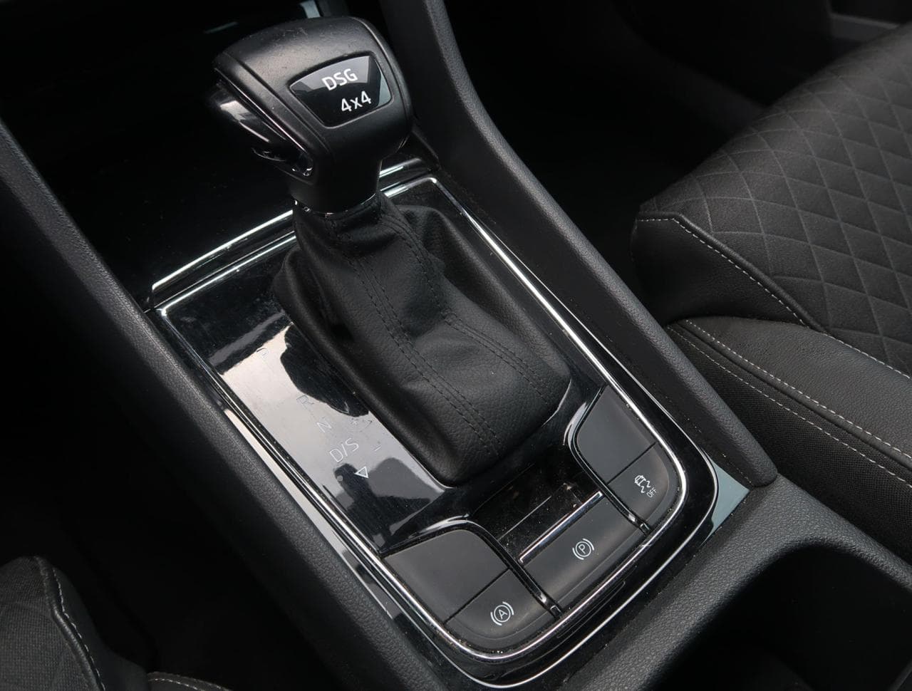 2021 Škoda Karoq - 19