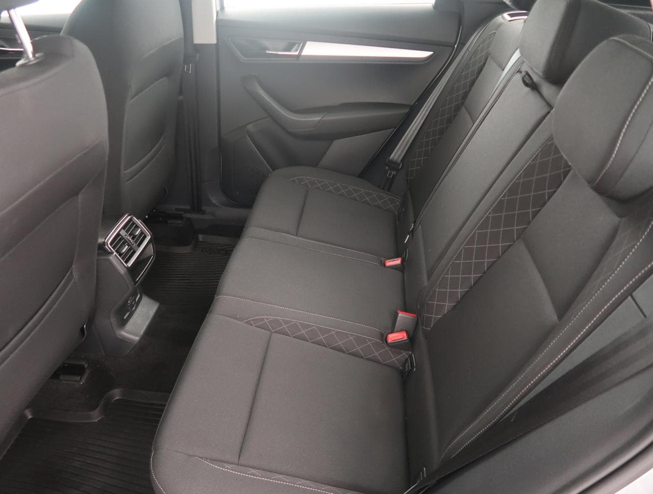 2019 Škoda Karoq - 15