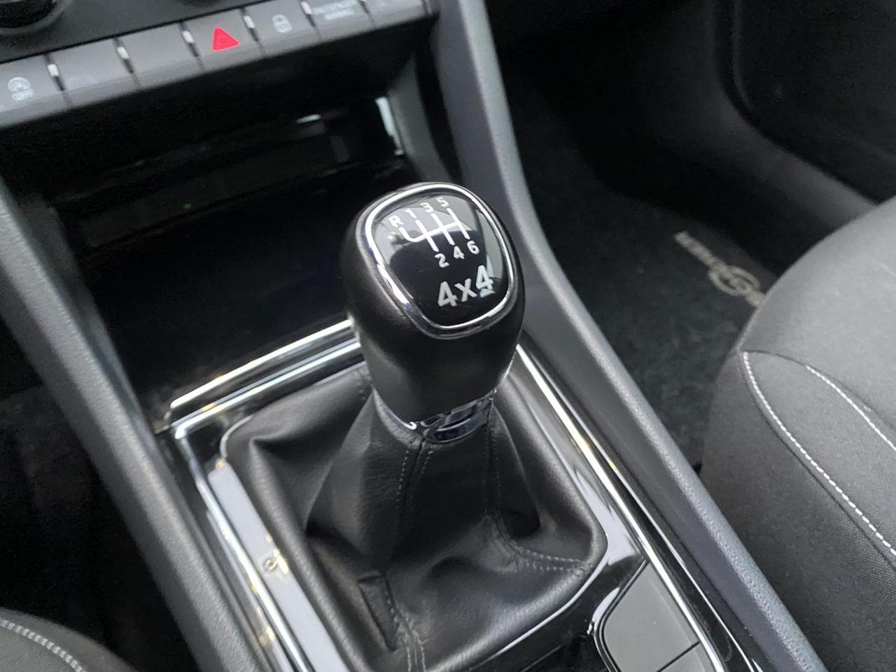 2017 Škoda Karoq - 16