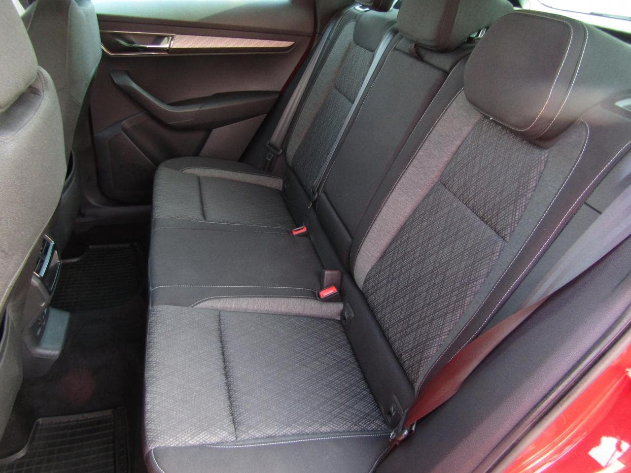 2022 Škoda Karoq - 10