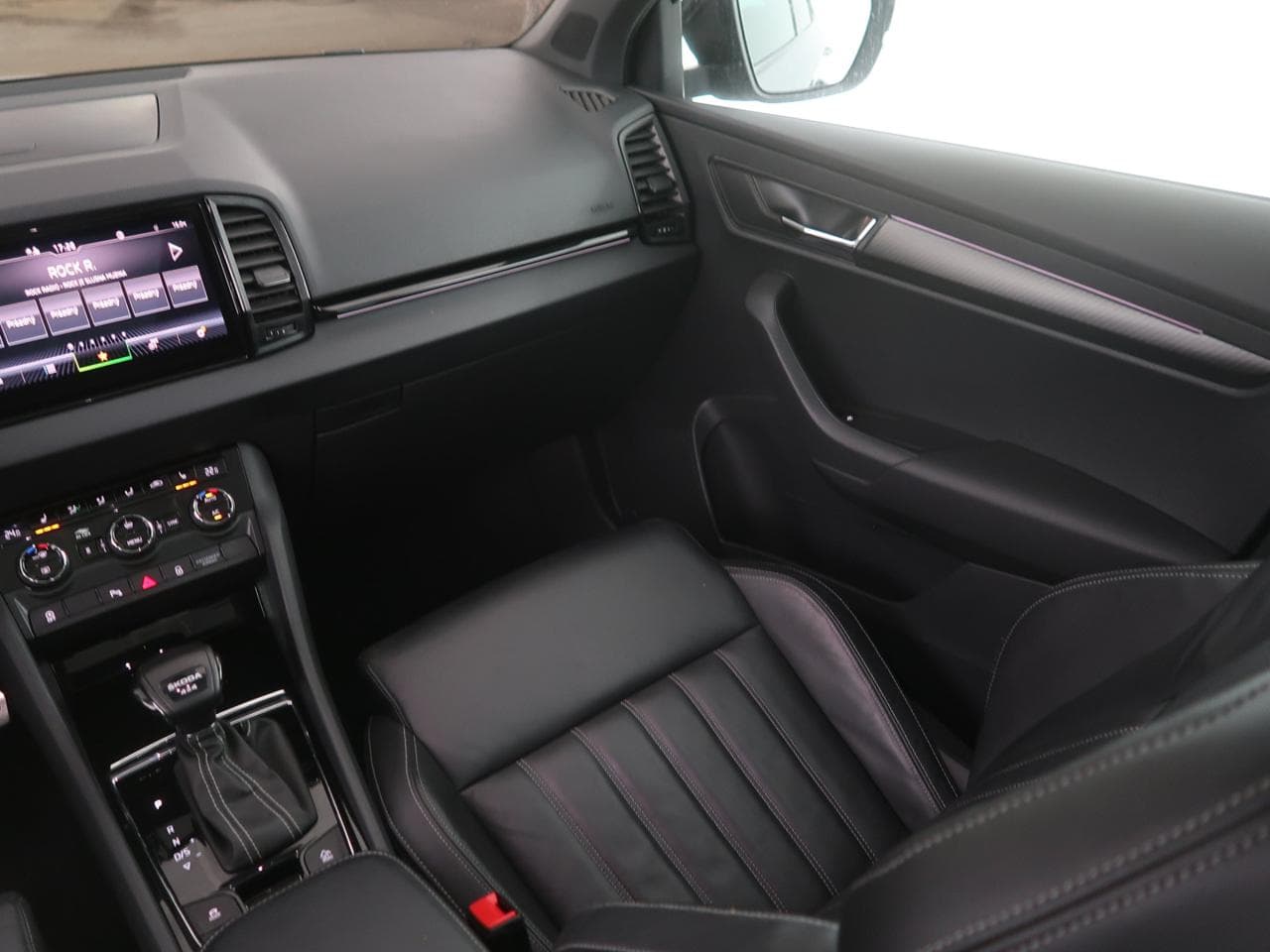 2022 Škoda Karoq - 11