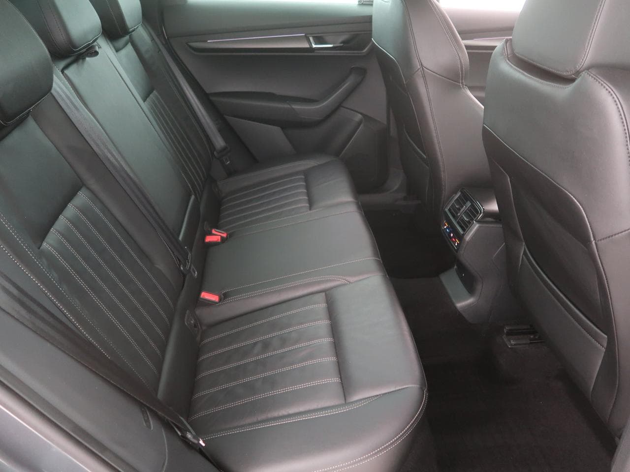 2022 Škoda Karoq - 13