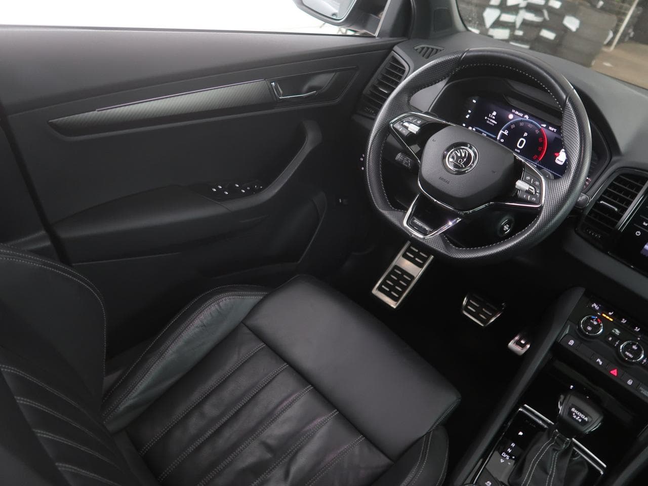 2022 Škoda Karoq - 9