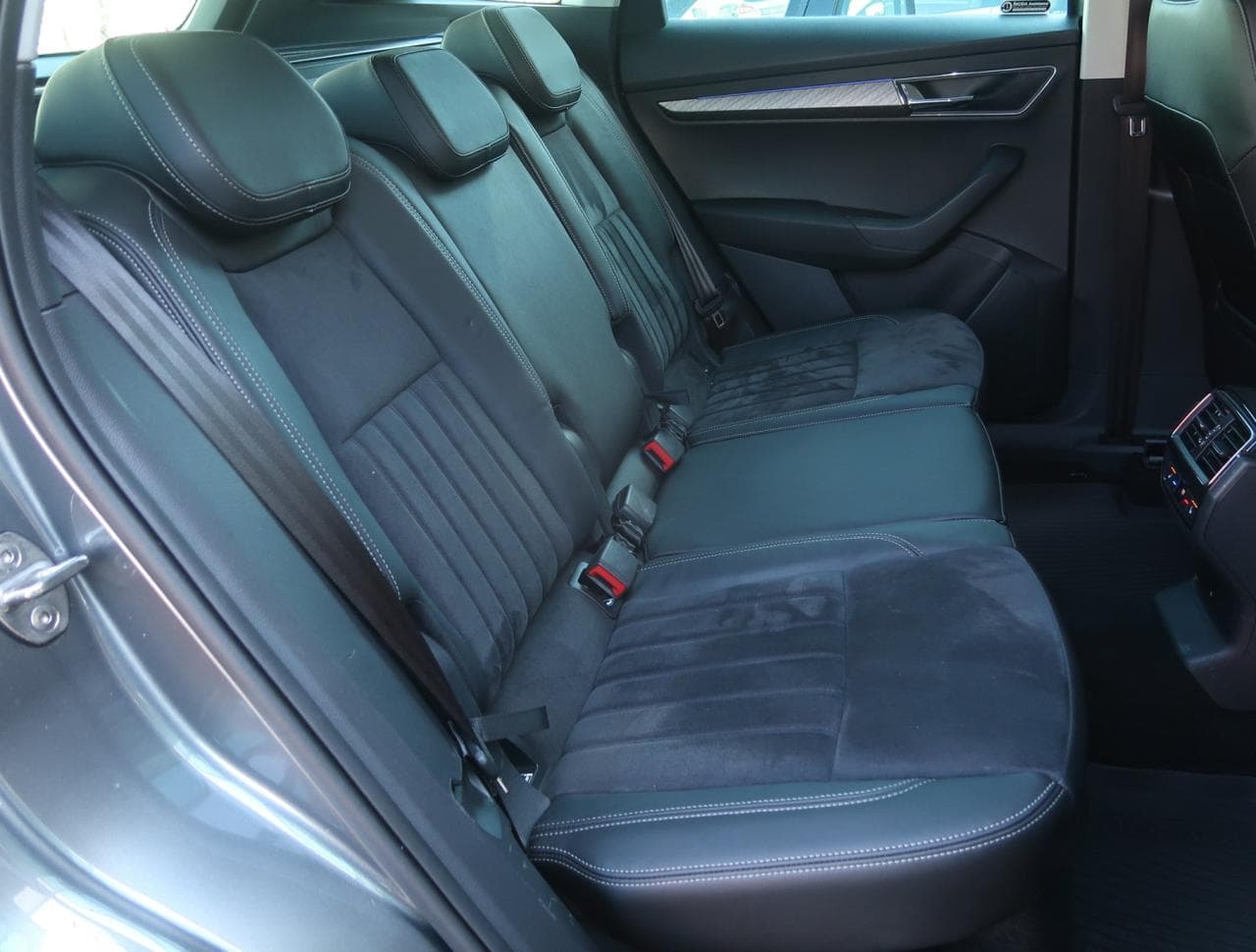 2022 Škoda Karoq - 25