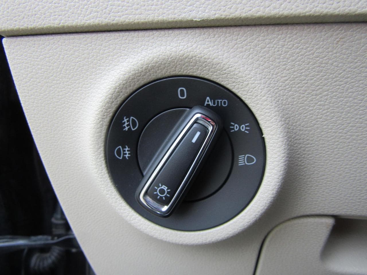 2018 Škoda Karoq - 12