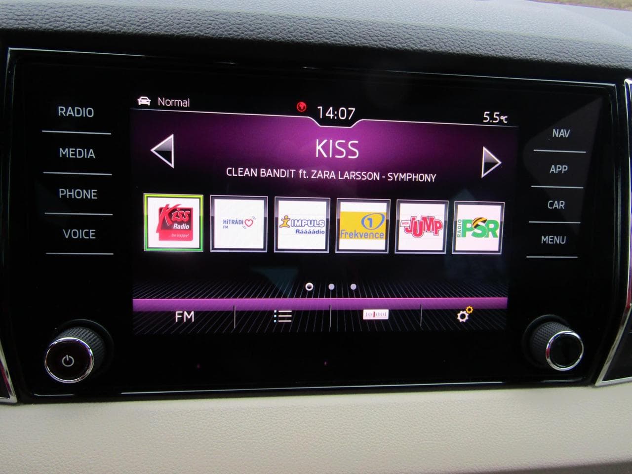 2018 Škoda Karoq - 16