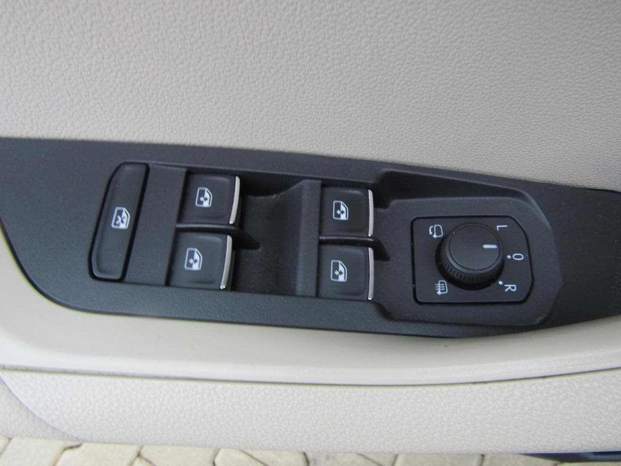 2018 Škoda Karoq - 11